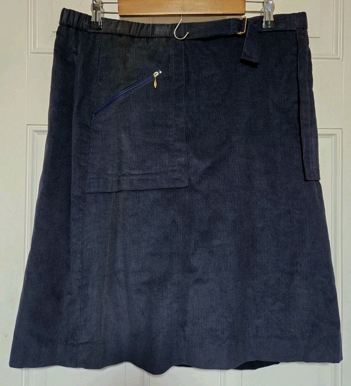 Leon Levin Sportswear Skirt Vintage Golf NWT Womens Size 12 Navy Blue *Flaw*