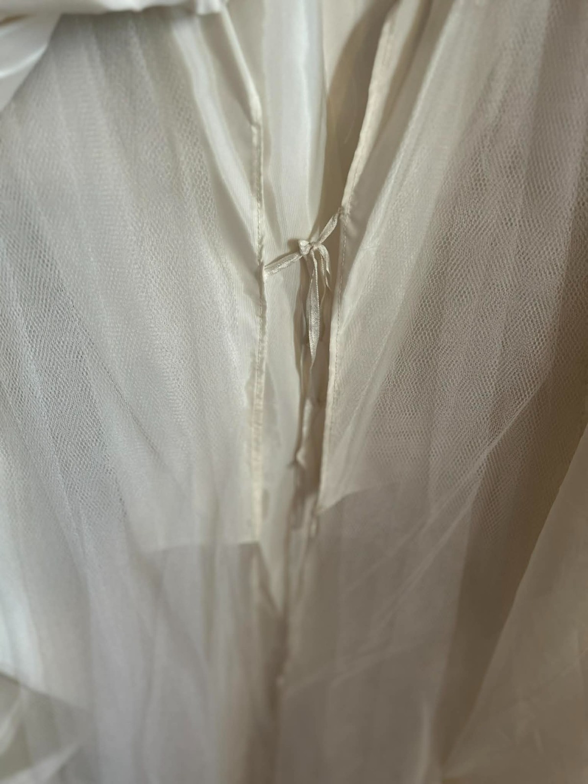 Vintage 50’s 60’s Wedding Gown SMALL Ivory Satin Rosette Bow cap sleeve Chiffon