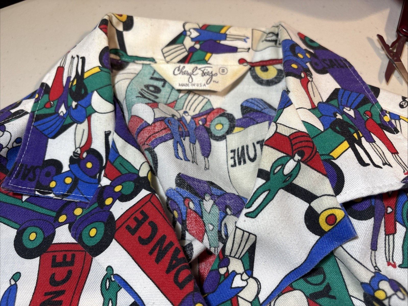 Vintage Cheryl Tiegs Sears Button Up Shirt Women 8 Stylized Print 1/2 Sleeve