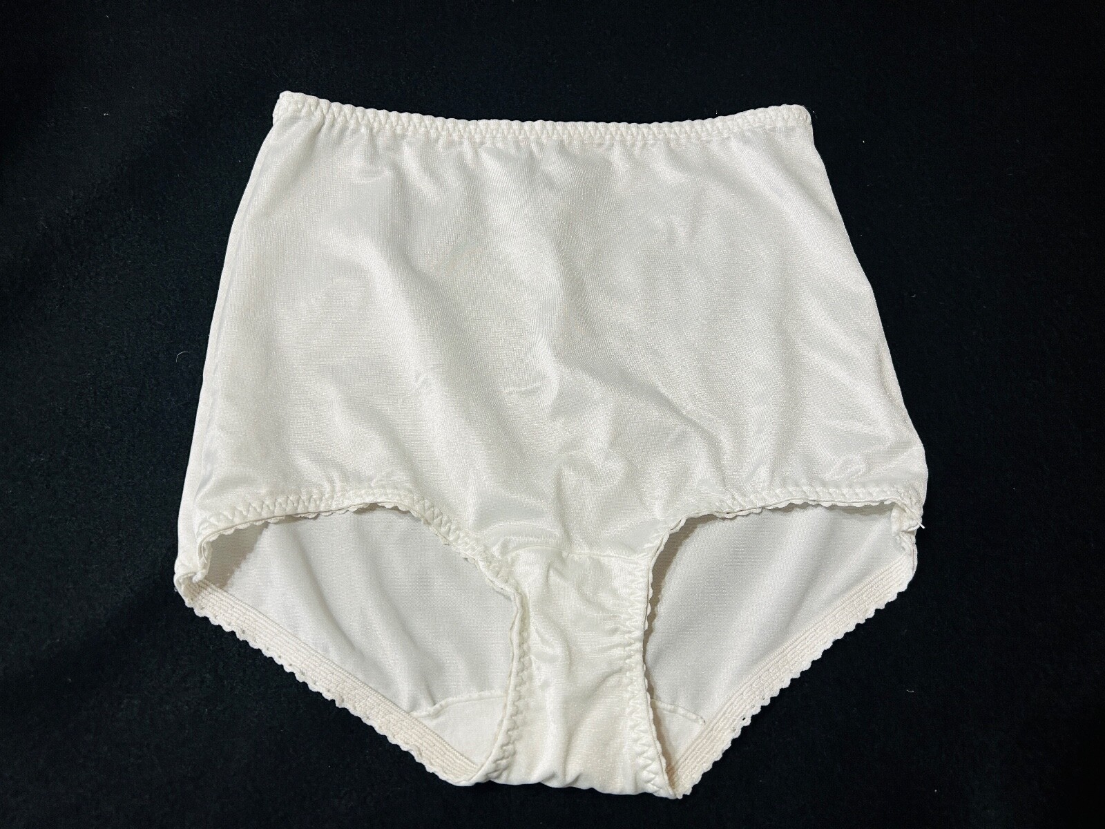 Vtg ADONNA 3000 L Shiny Satin Light Control Shaping White Brief Panties