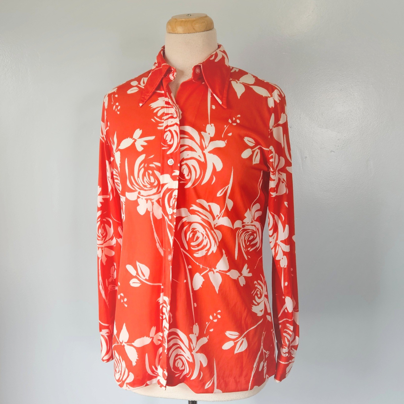 Vera Neumann Vintage 70s Orange Red White Rose Floral Dagger Collar Blouse M