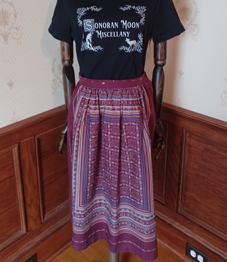 Vintage 1970s Tomboy Lesport Burgundy Paisley Boho Cottagecore Midi Skirt