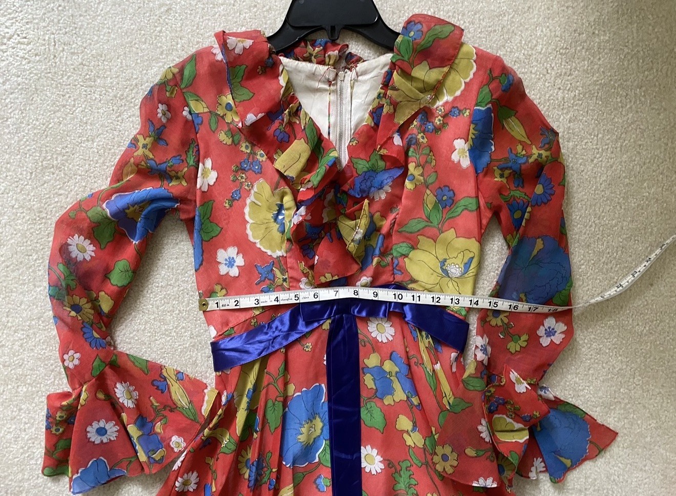 Fabulous Vintage 70’s Floral Long Gown Ruffle Detail VTG 10/Small Red w Blue
