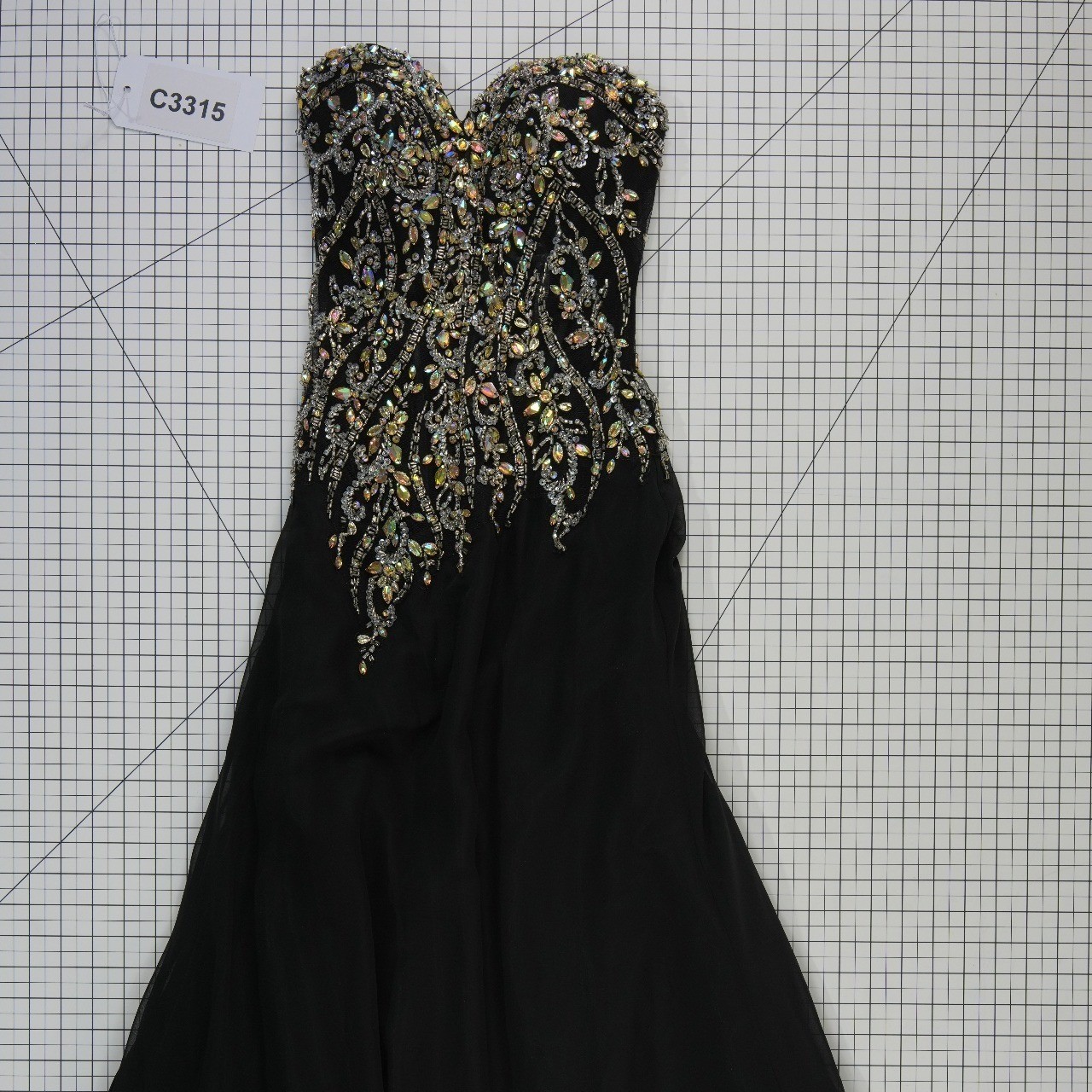 Tony Bowls Le Gala Vintage Ball Gown Women’s Size 2 Black Beaded Evening Dress