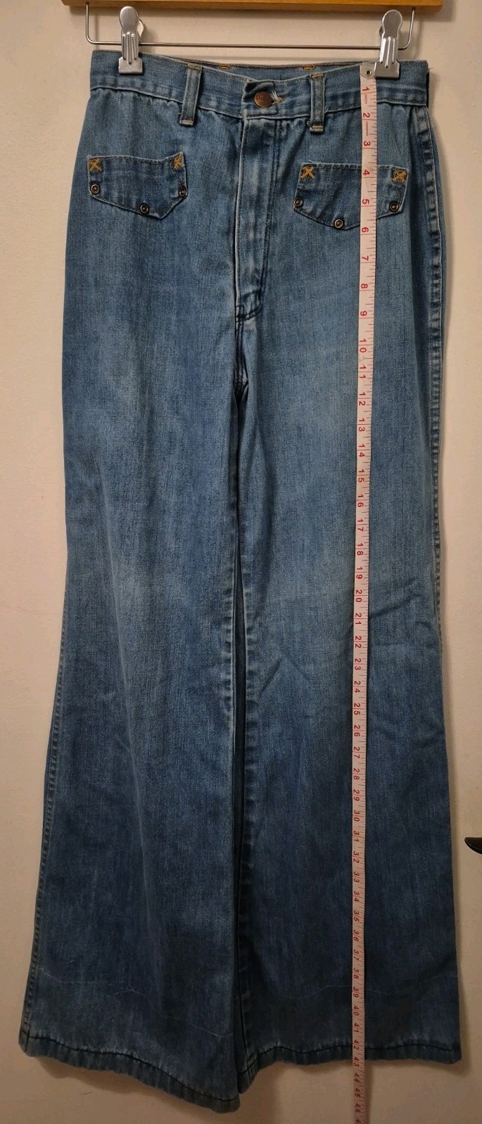 Vtg Wrangler Women’s High Rise Bell Bottoms Blue Jeans 24″? Waist-Stains-READ*