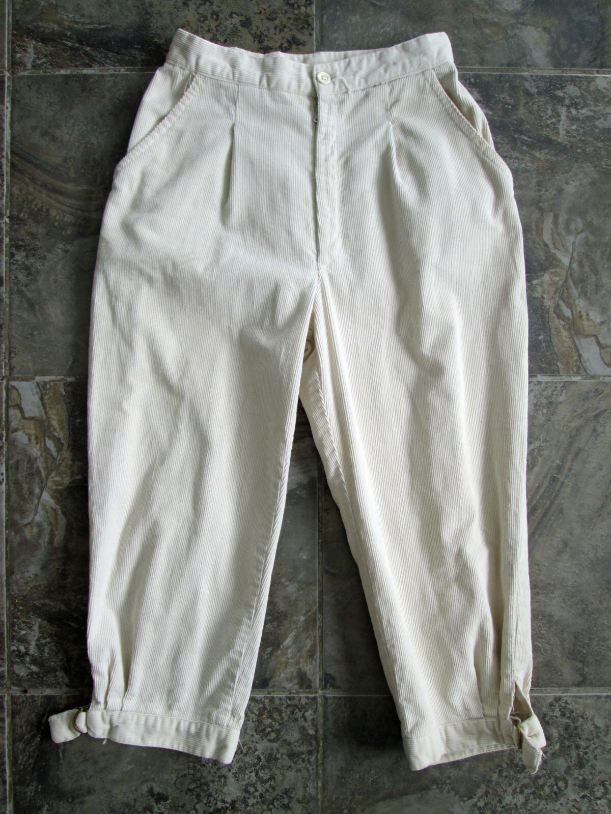 VTG Cleveland Street Cropped Pants Capri 24×18 7 Pleated Corduroy White High