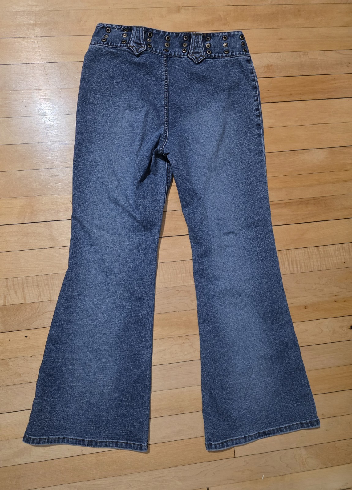 Vintage 90s/Y2K Mudd Low-Rise Flare Jeans Size 14 GIRLS 26” Waist