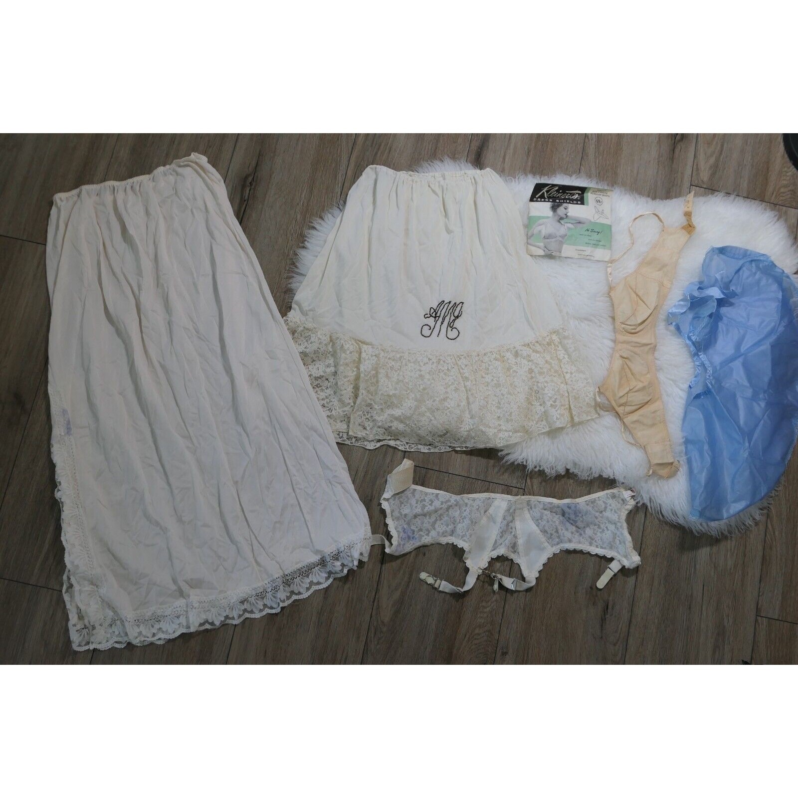 Vintage Lot – Adagio Maidenform Bra / Lovable Nylon Girdle / Lace Slips / ++