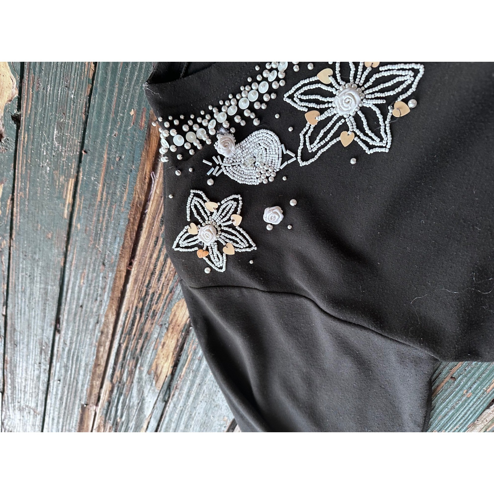 Victoria Harbour Vintage Beaded Pearl Floral Heart Black Knit Top Small