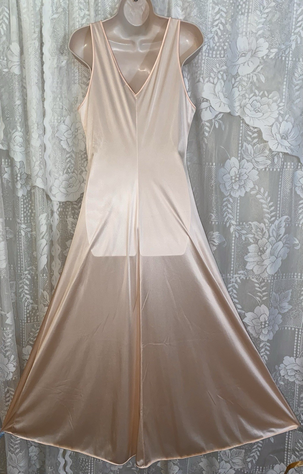 VTG M L Sweet PEACH VANITY FAIR Nylon Peignoir Robe Nightgown Negligee Gown Set