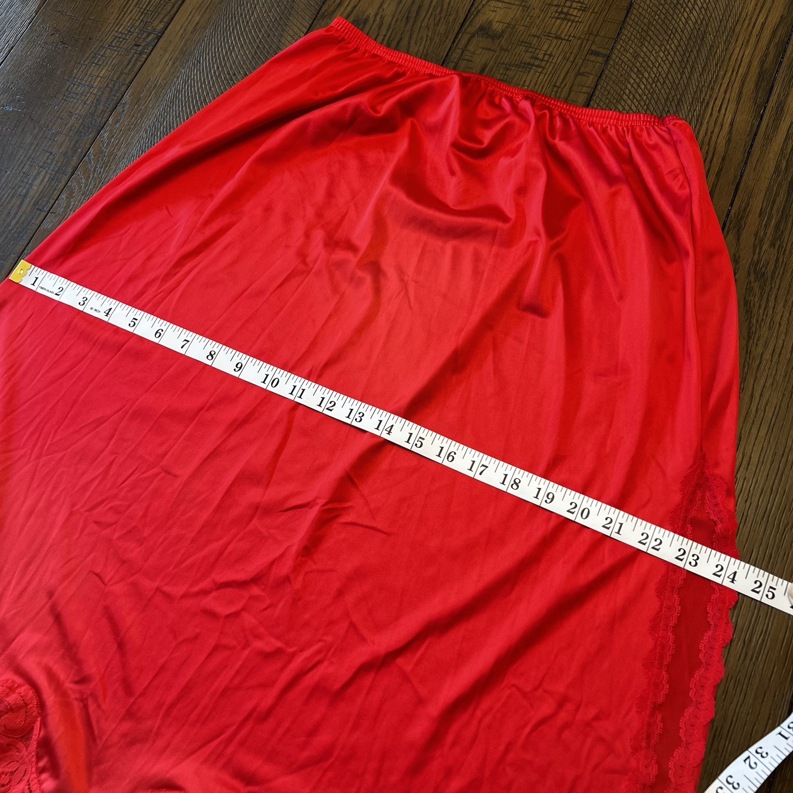 Vintage Vanity Fair L 28” Red Half Slip Antron III Nylon Lace Trim Side Slit USA
