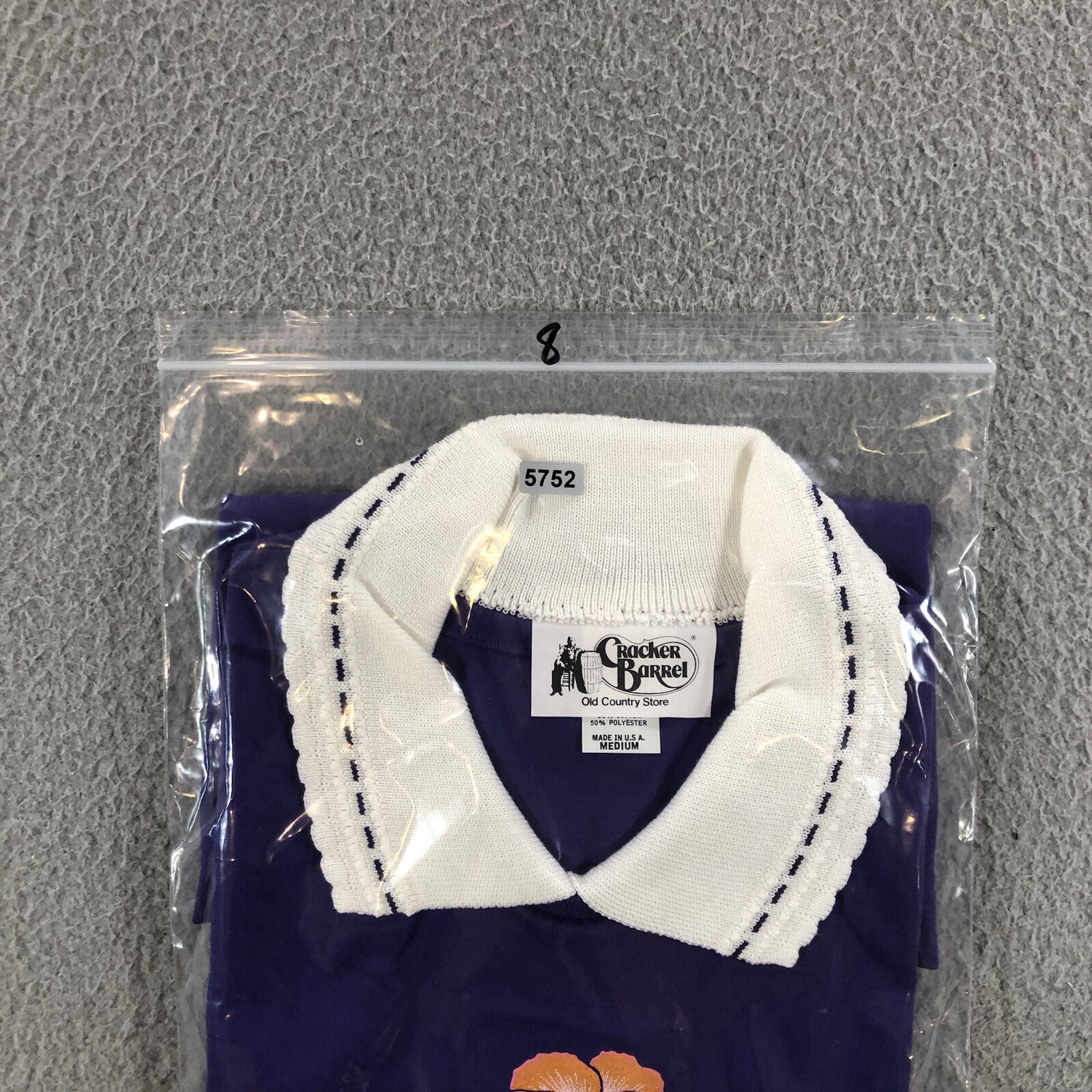 vtg Cracker Barrel T Shirt Women’s M Purple Lace Collar Pansies Flower Single