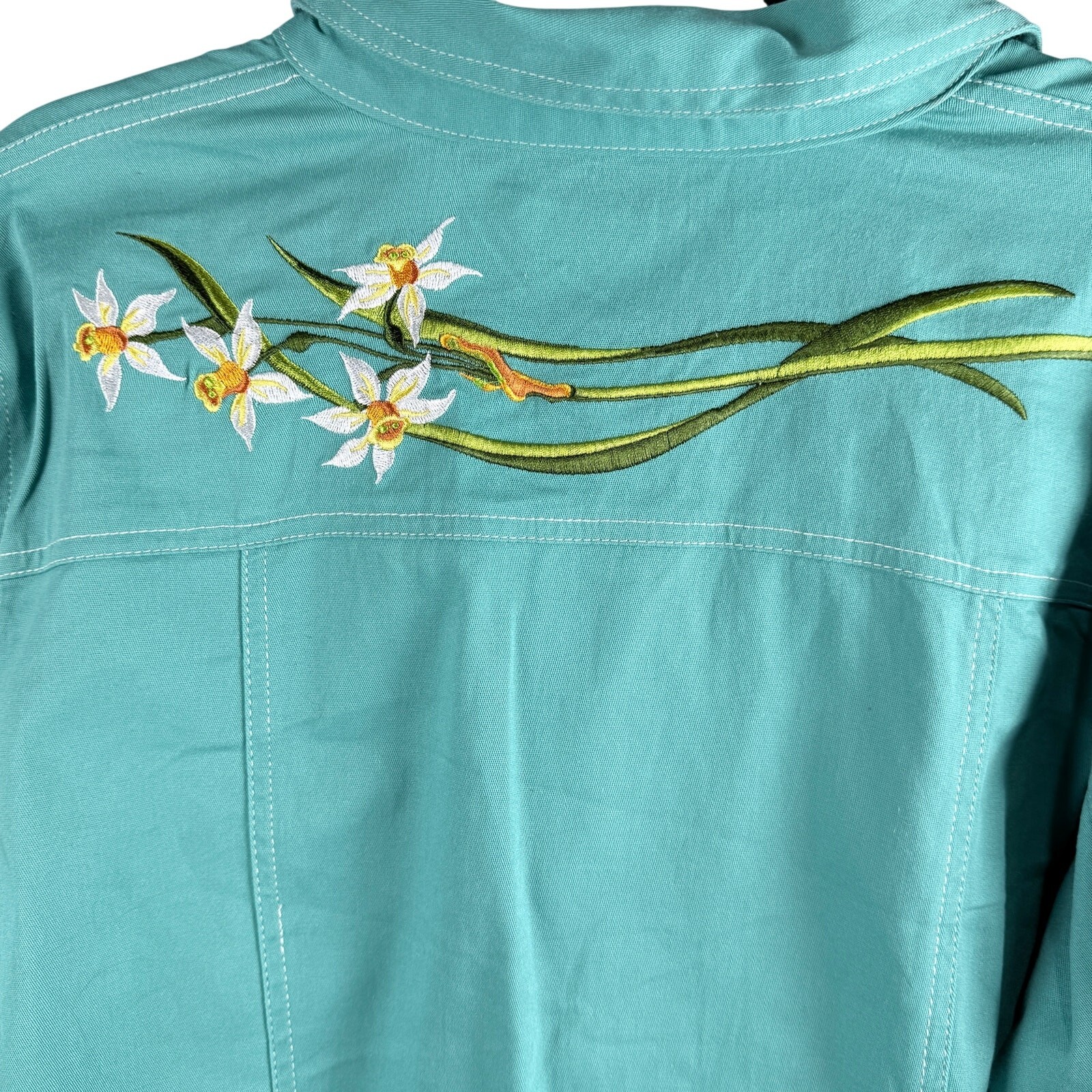 Bob Mackie Wearable Art Mint Green Embroidered Daffodil Denim Jacket Sz L NWOT