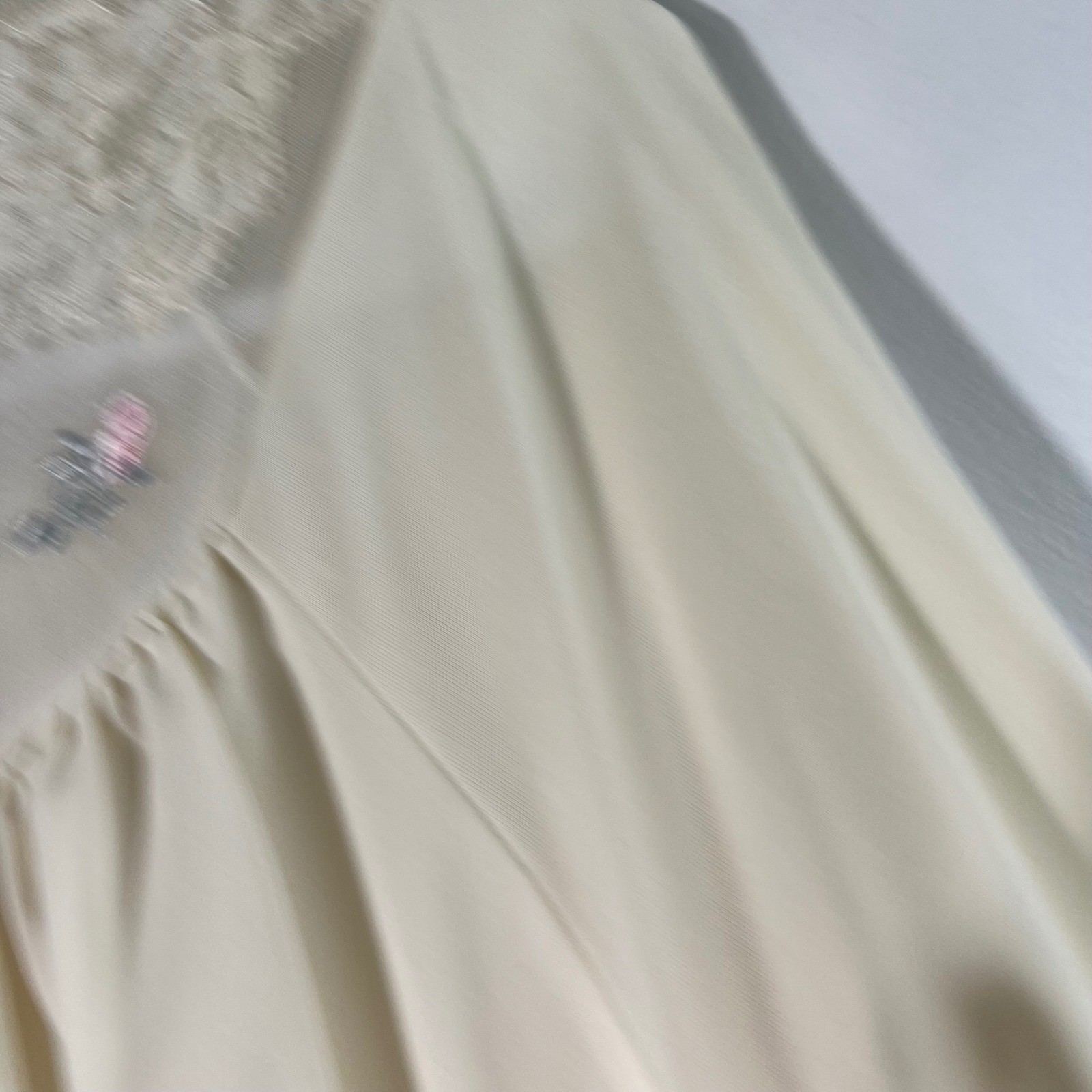 Vintage 60’s Shadowline Nylon Bed Jacket Top Off White L/XL Short Sleeves