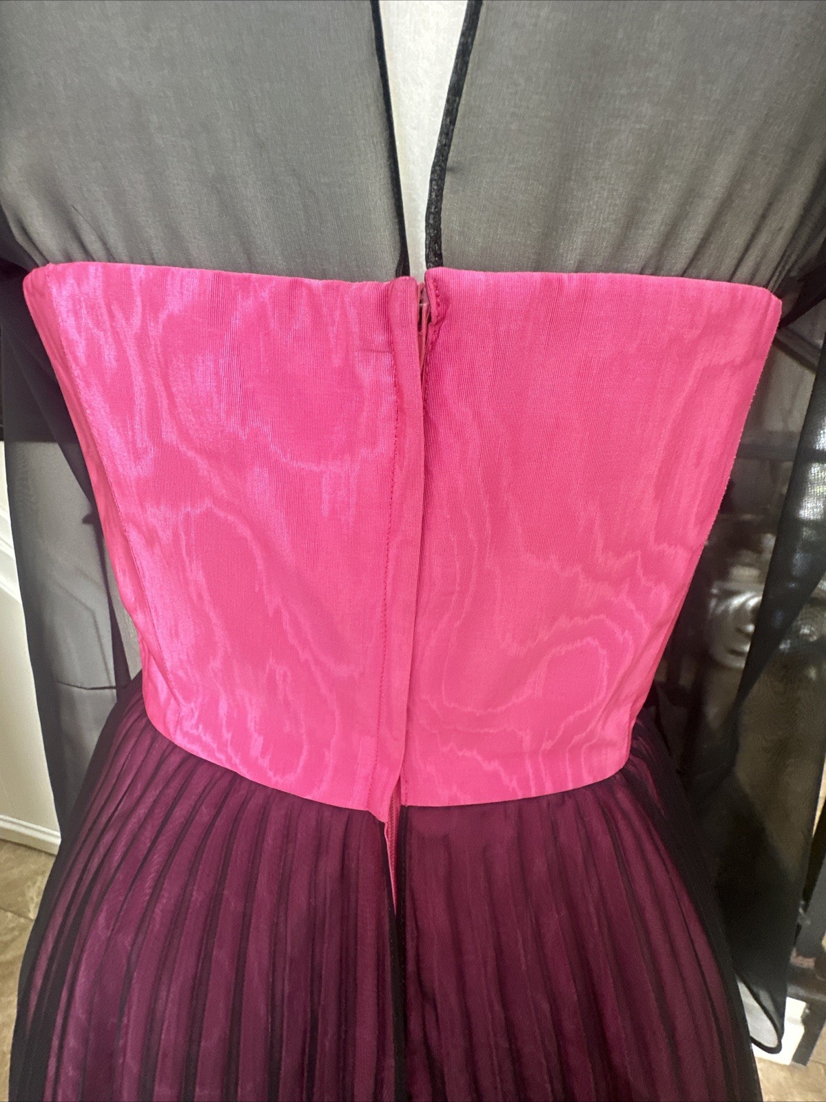 Guy Laroche 80s Pink Moire & Black Chiffon Corseted Tiered Pleated Dress 40