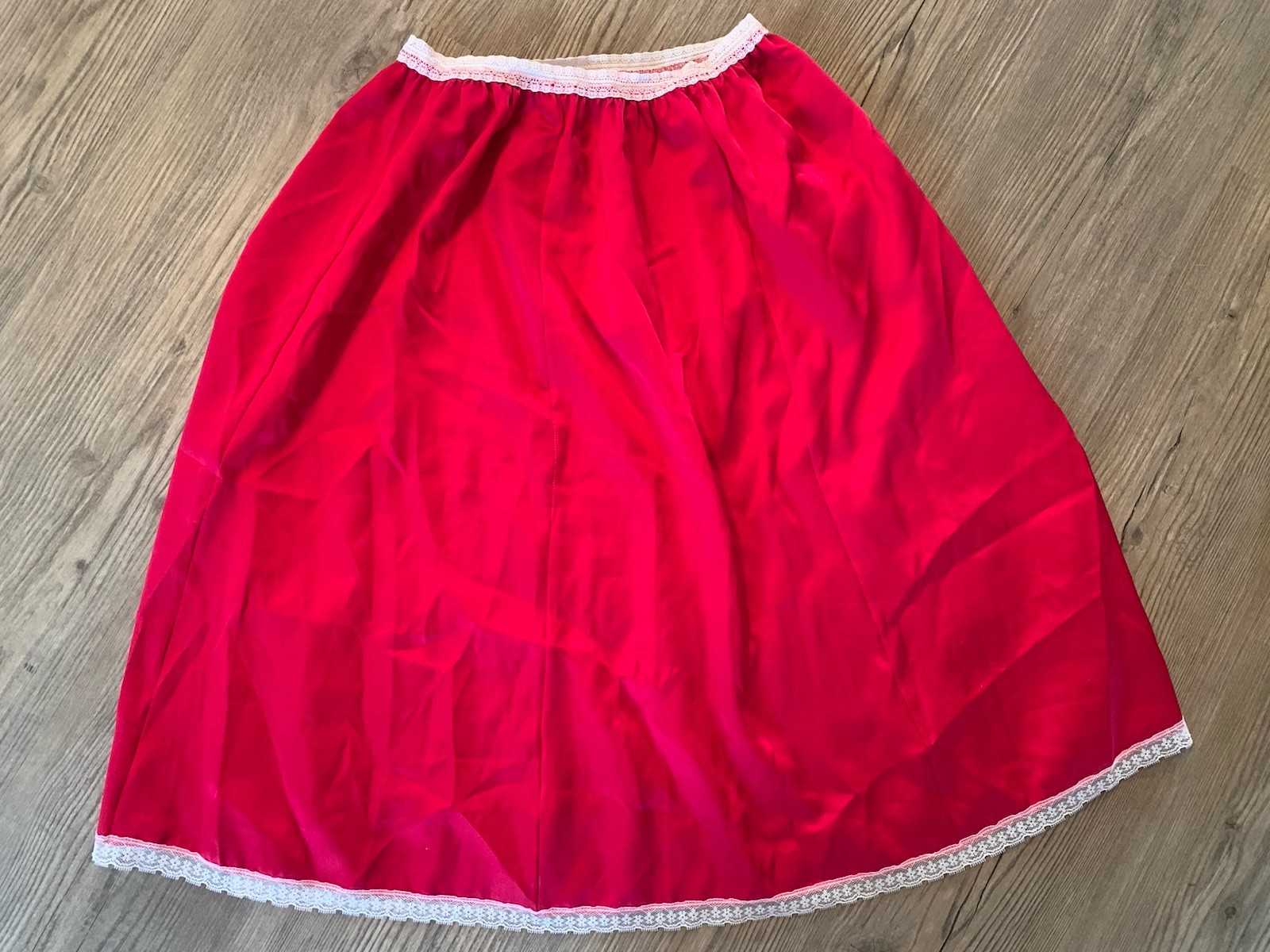 Vintage Movie Star Red Satin Half Slip White Lace Trim USA Size Ladies M 24-36”