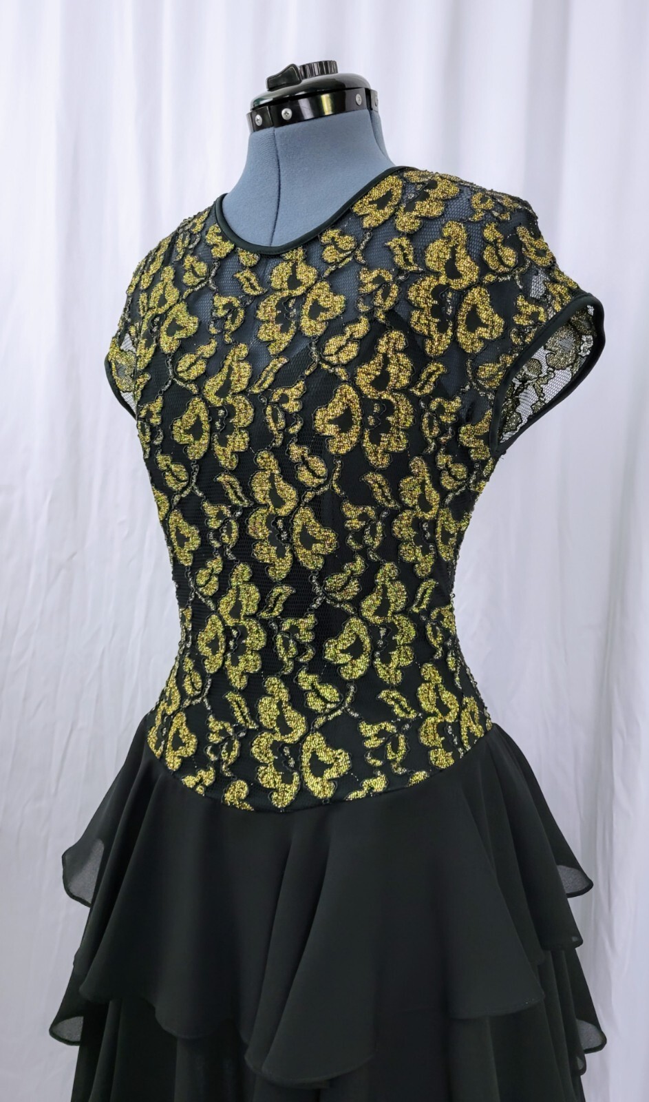 Vintage Late Edition Gold & Black Lace Bodice Dress w Tiered Skirt Size 10