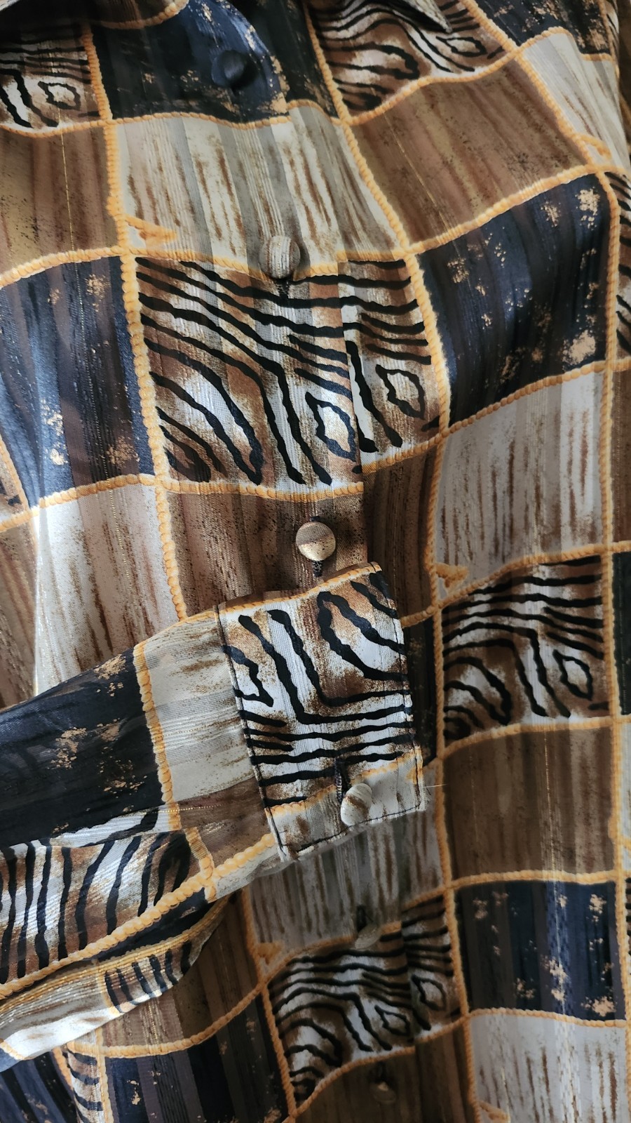 Vintage 90’s Sheer Cheetah Leopard Cat Animal Button Up Top Blouse Shirt Sz L