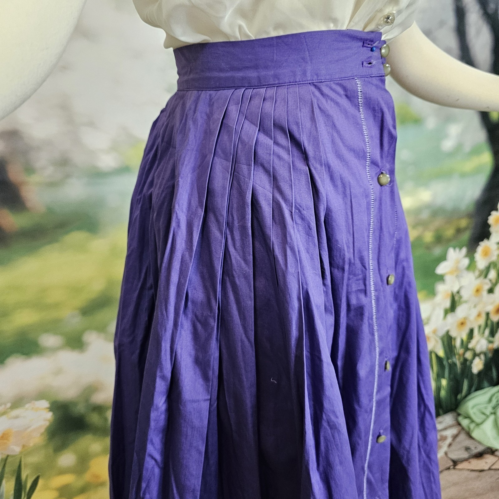 Vintage 1950s Skirt Button Front Purple Pleated Midi Circle Skirt Pinup