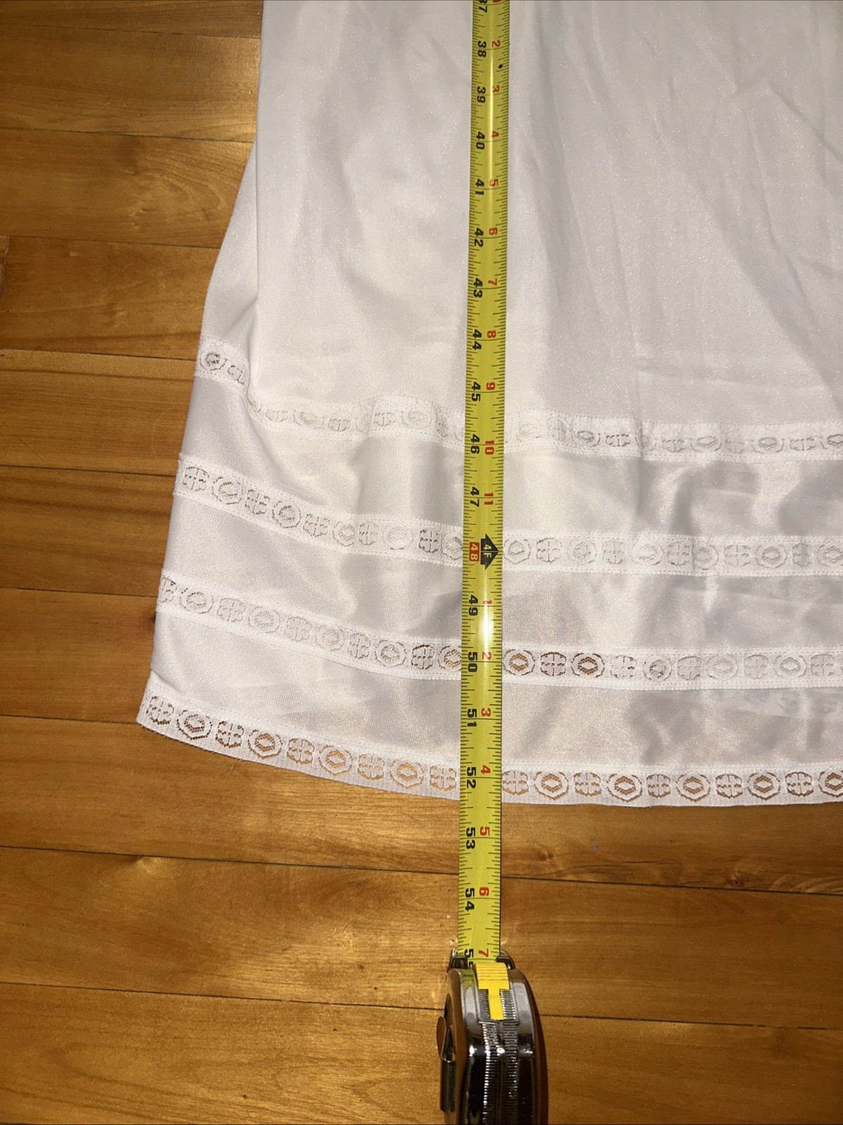 Vintage Sears The Doesn’t Slip White Full Slip Anti-Cling Nylon Lace Hem Sz 34