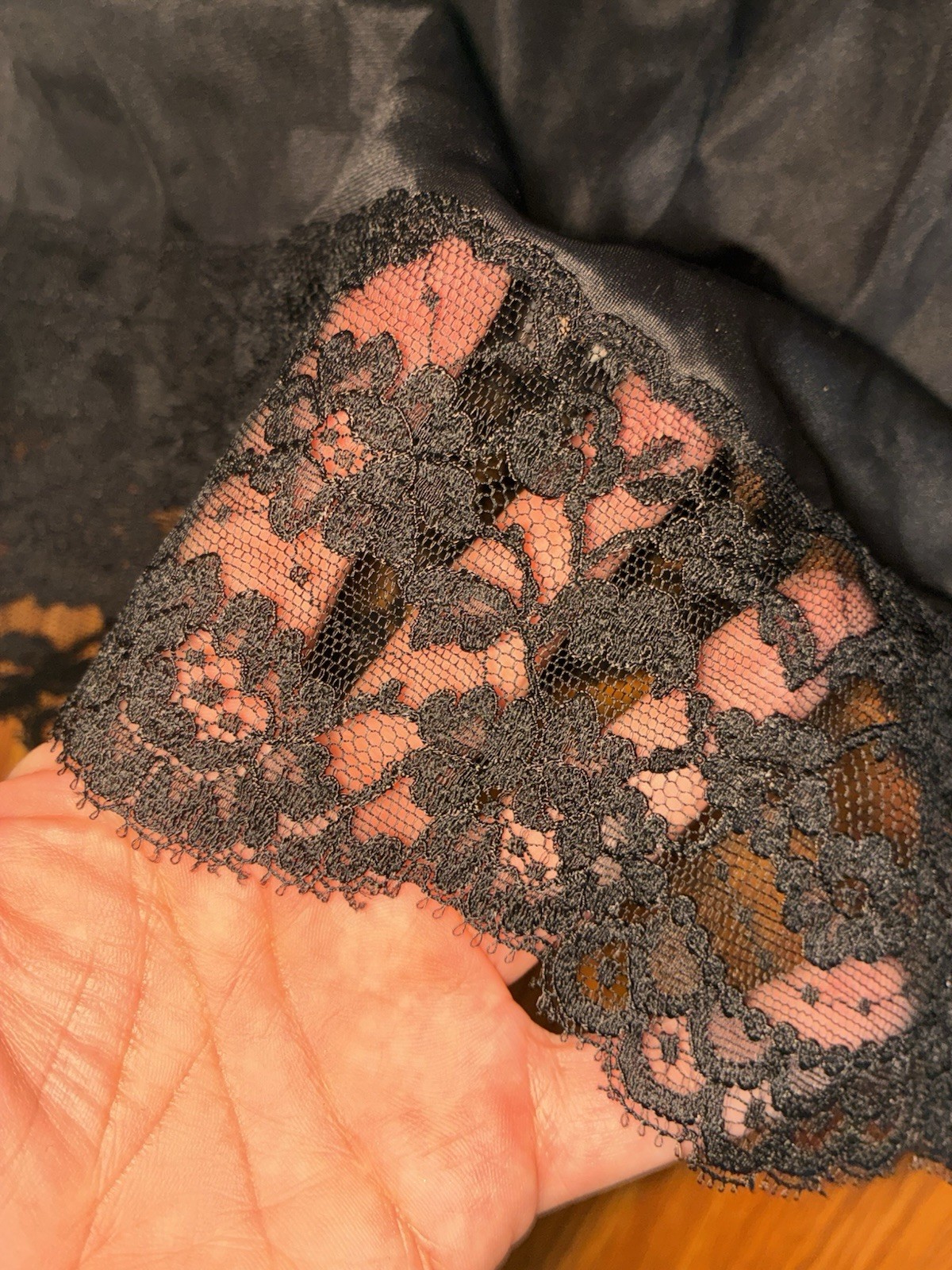 Vintage Vanity Fair Half Slip Black Lace M Nylon Pinup Slit