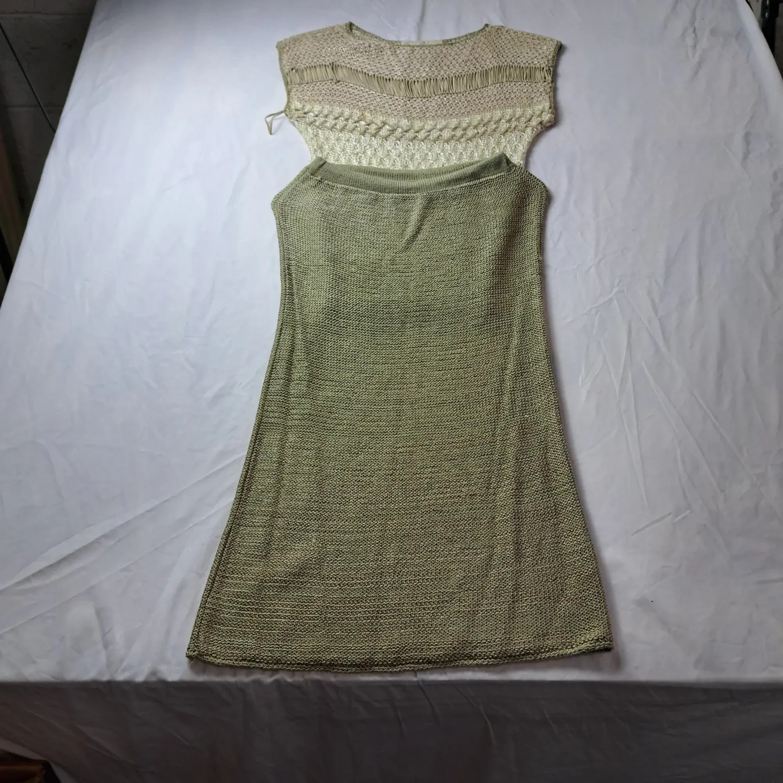 Oscar de la Renta Women’s Sleeveless Knit Fringe Dress Beige Olive Knit Midi