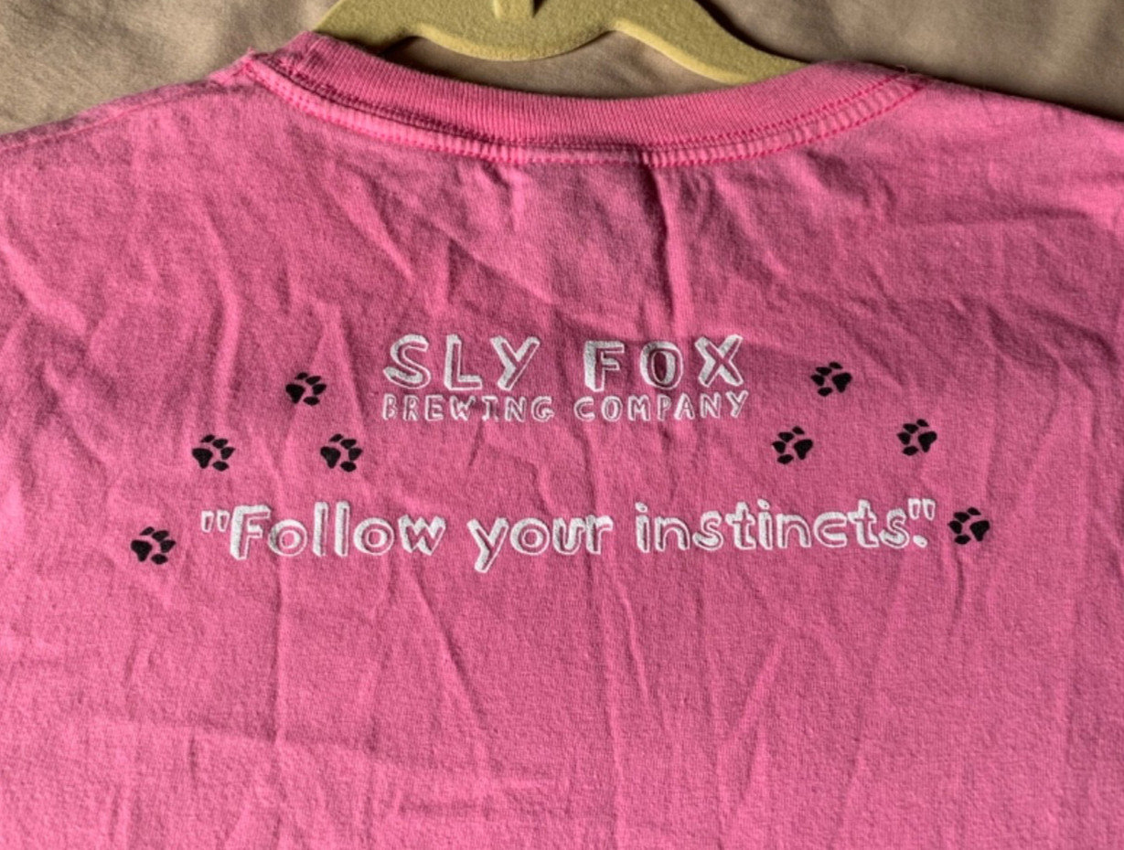 Vintage Womens Sly Fox Brewing Company Double Sided Graphic Tee Pink Size Large