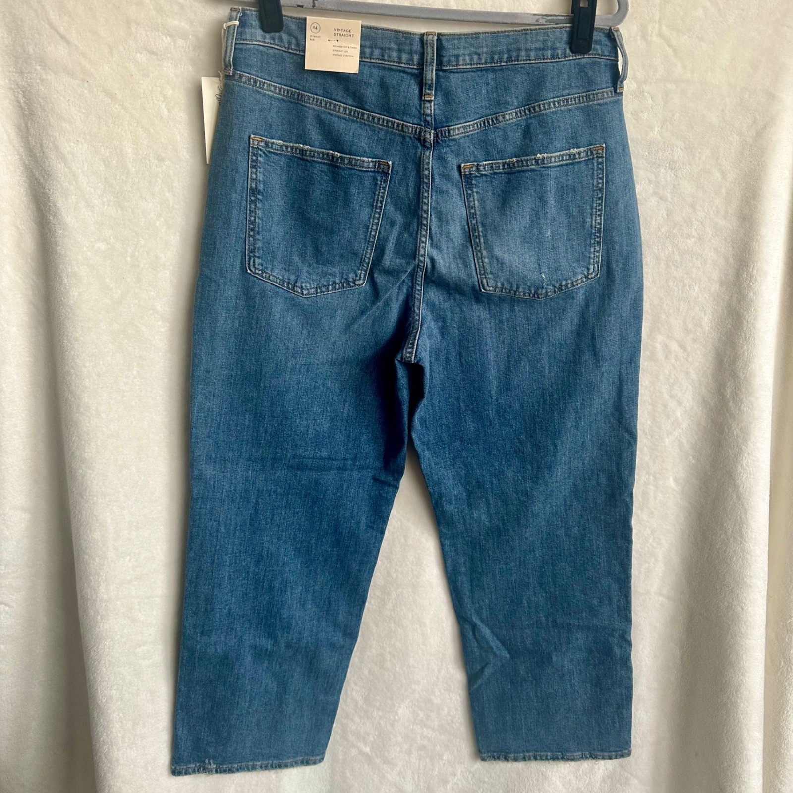 Universal Thread NWT High Rise Vintage Straight Leg Jeans Dark Wash 14 Regular