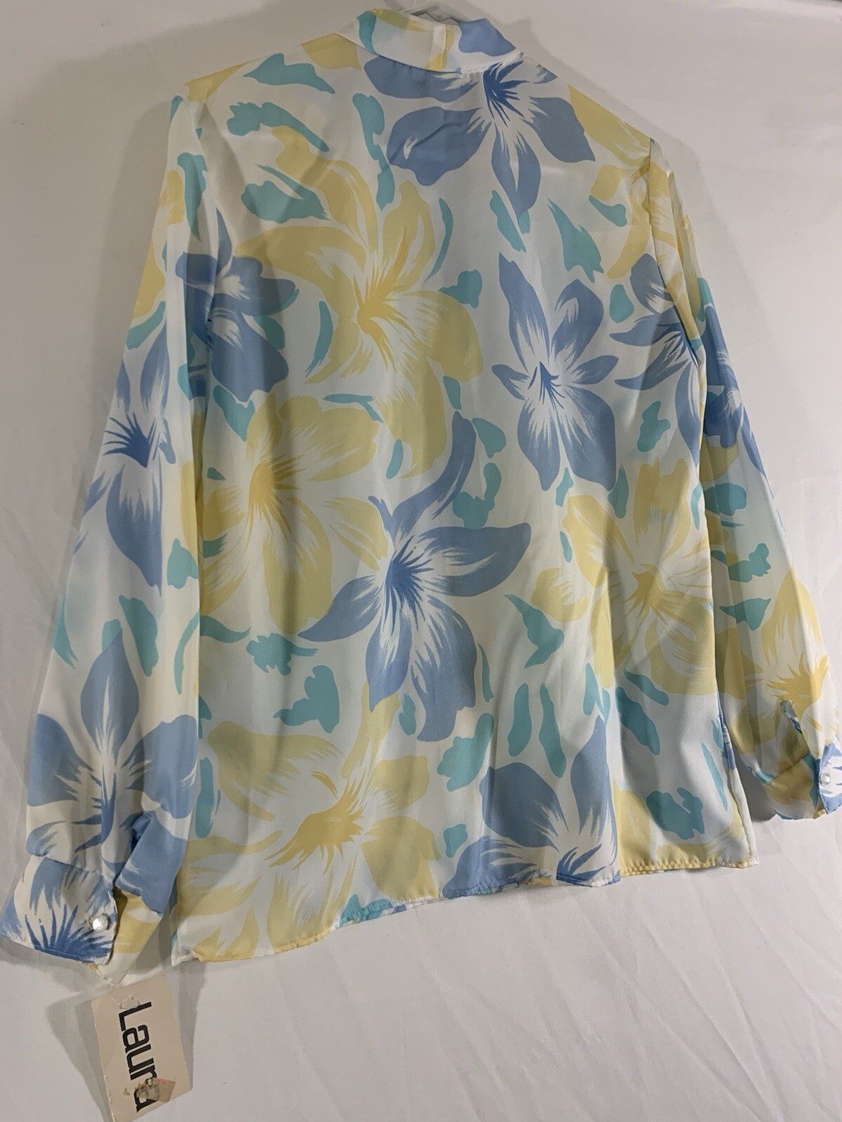 Vintage Laura Mae Woven Polyester Floral Size 12 Office Top Blouse Neck Bow USA