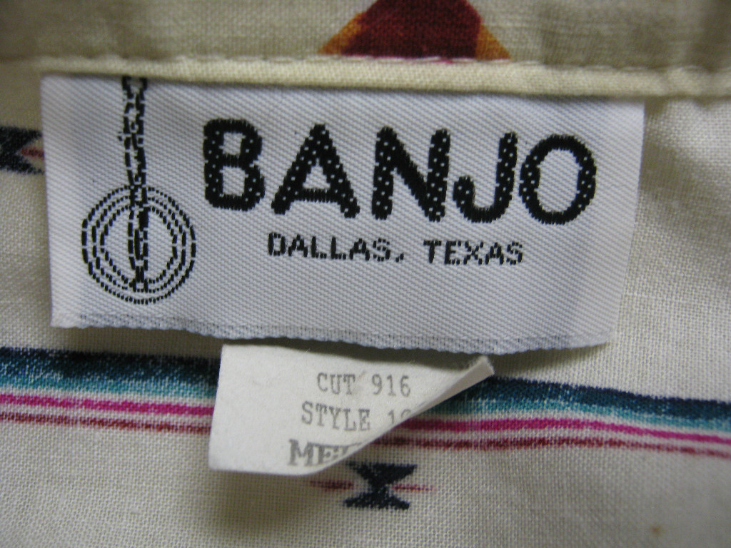 Vintage 90’s Banjo Women’s Shirt Size Medium Oversized Top Southwestern Print
