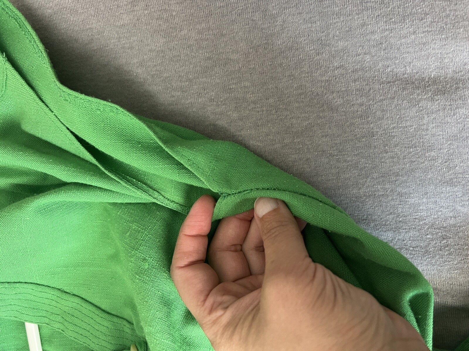 Vintage Kelly Green tie-waist beltbutton 1950’s dress w/ cap sleeves Size 10 M/L