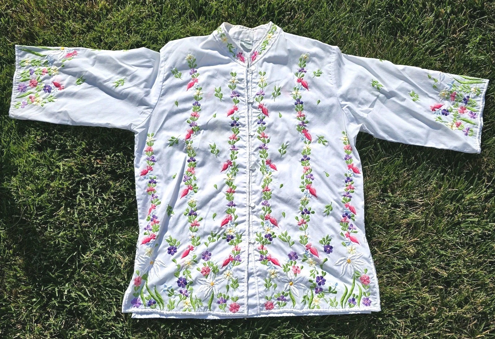 Vintage Caro Of Honolulu Floral Embroidered Blouse Made Philippines Colors 12