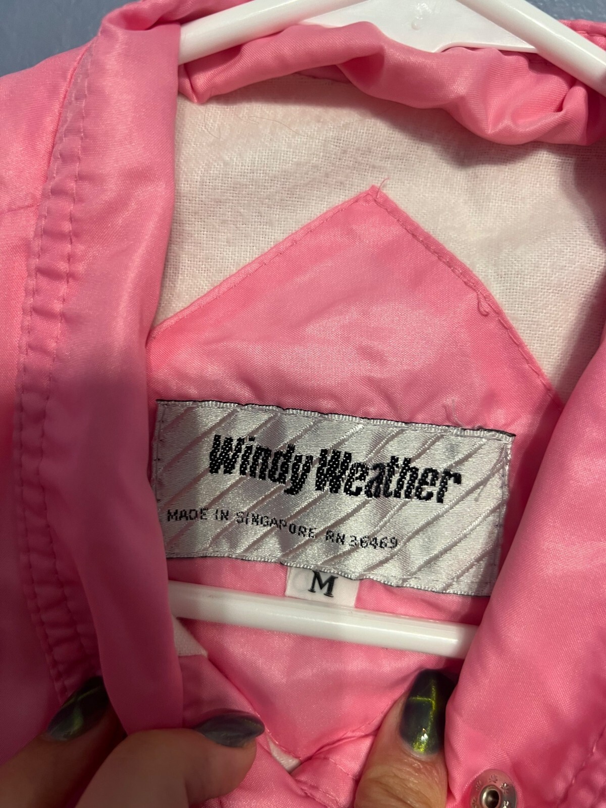 Vintage Windy Weather Women’s Bubble Gum Pink Lined Windbreaker Size Medium