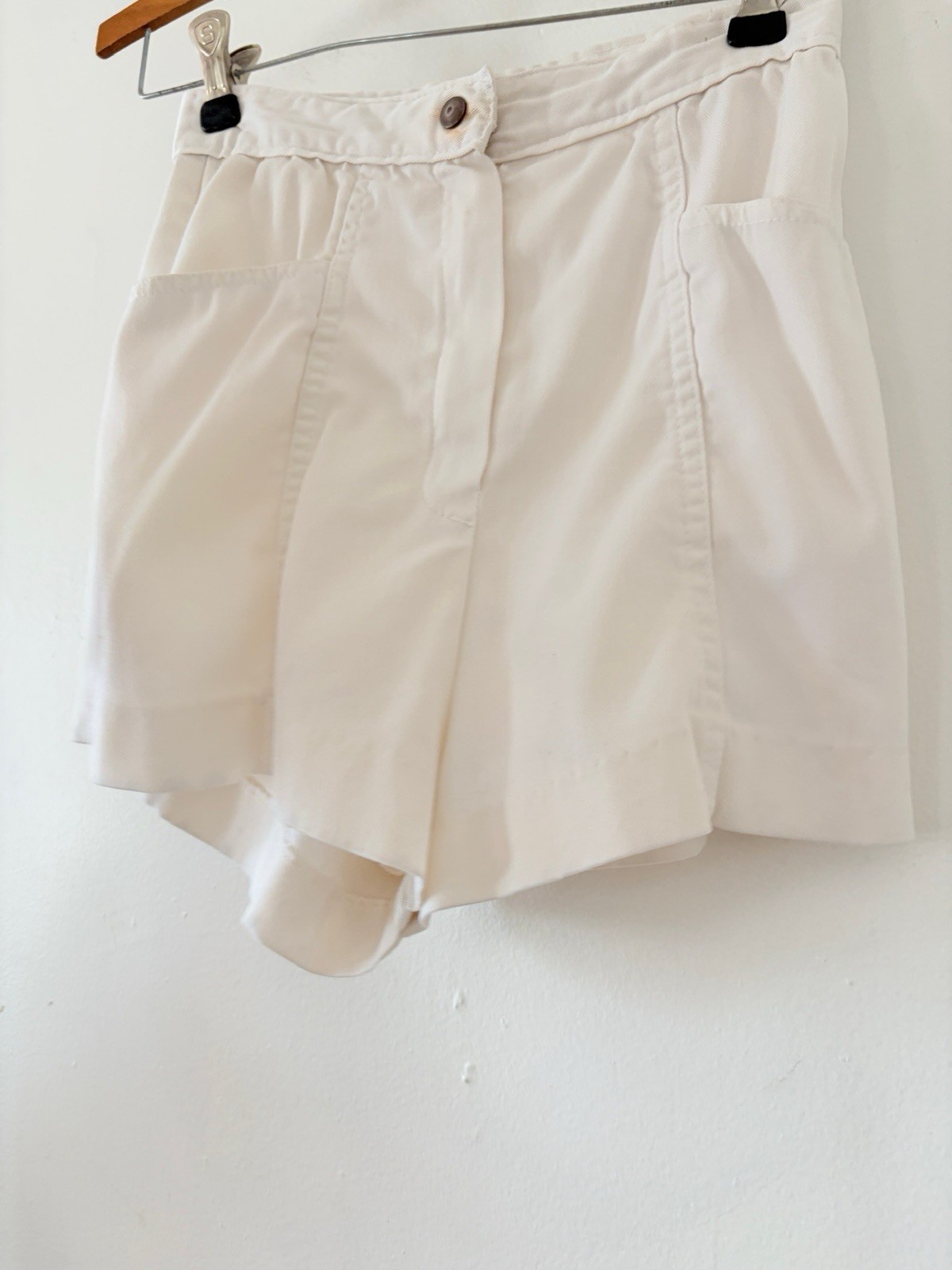 1970s Court Casuals High Waist White Tennis Skort Shorts Stretch Twill Patina 24