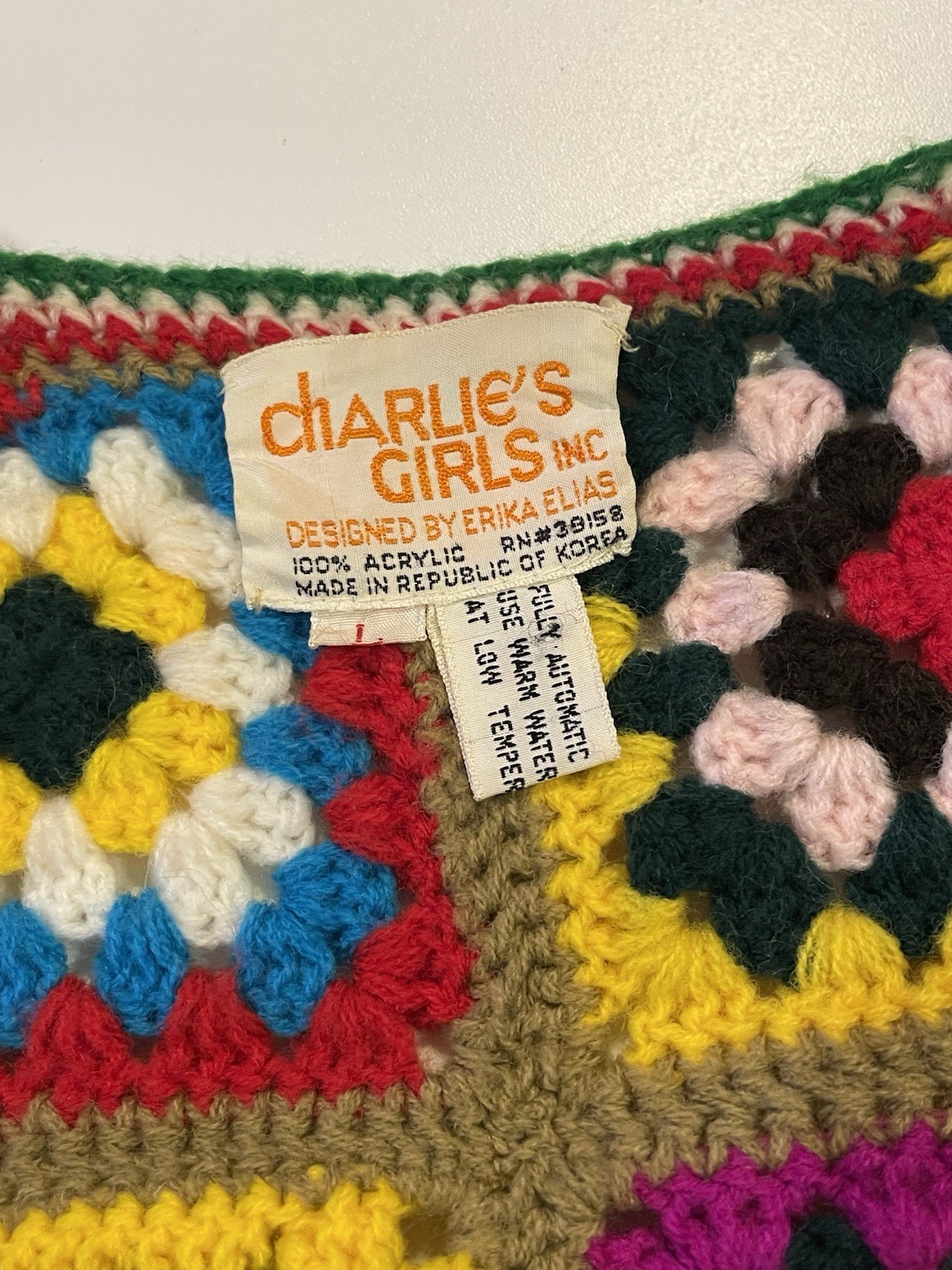 Vintage 70’s Charlie’s Girl Erika Elias Granny Square Crochet Vest Cropped XS