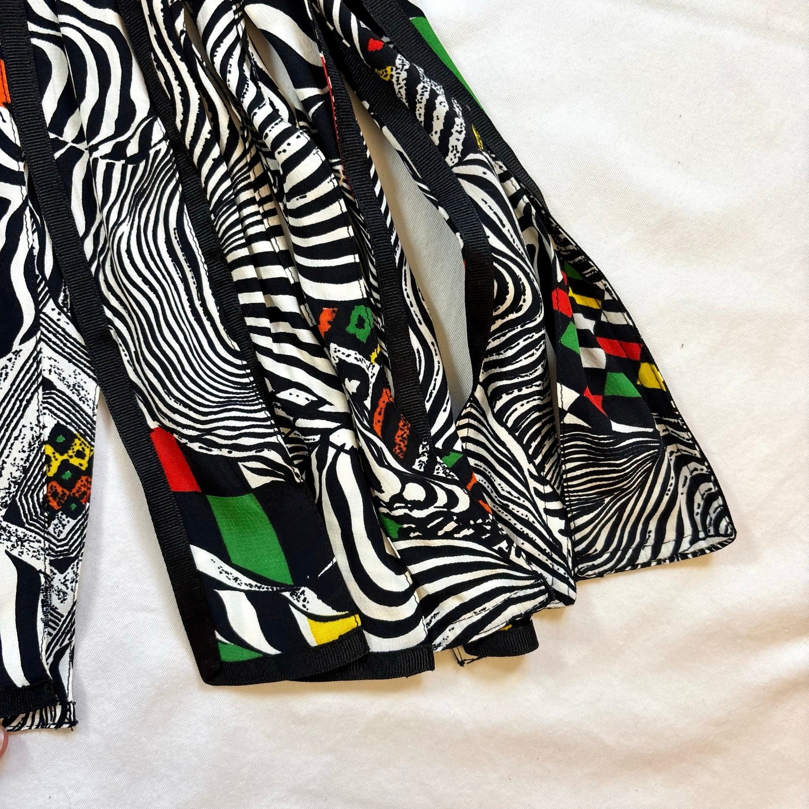 1980s IIF Zebra Geometric Print Skirt Set Blazer Car Wash Fringe Mini Two Piece