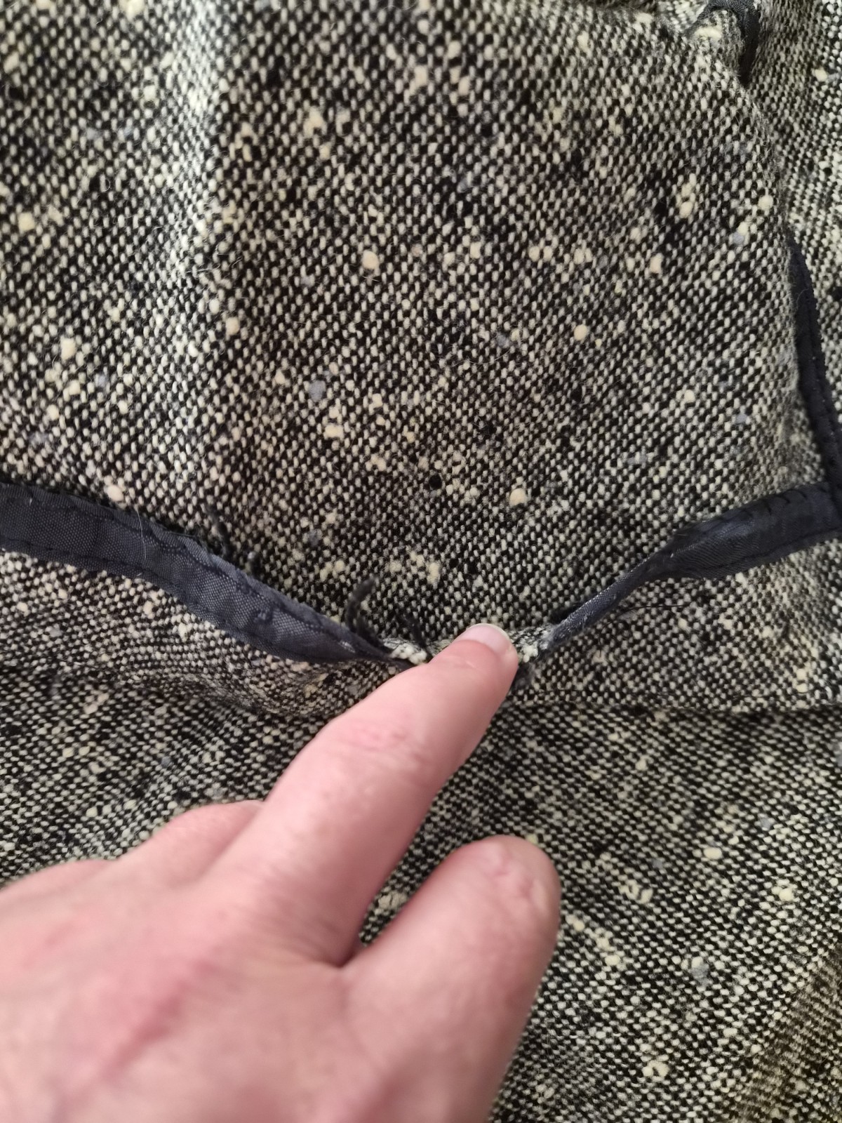 Vintage Pendelton Cape Shawl Poncho Wool Tweed Button Dowb Made In USA O/S