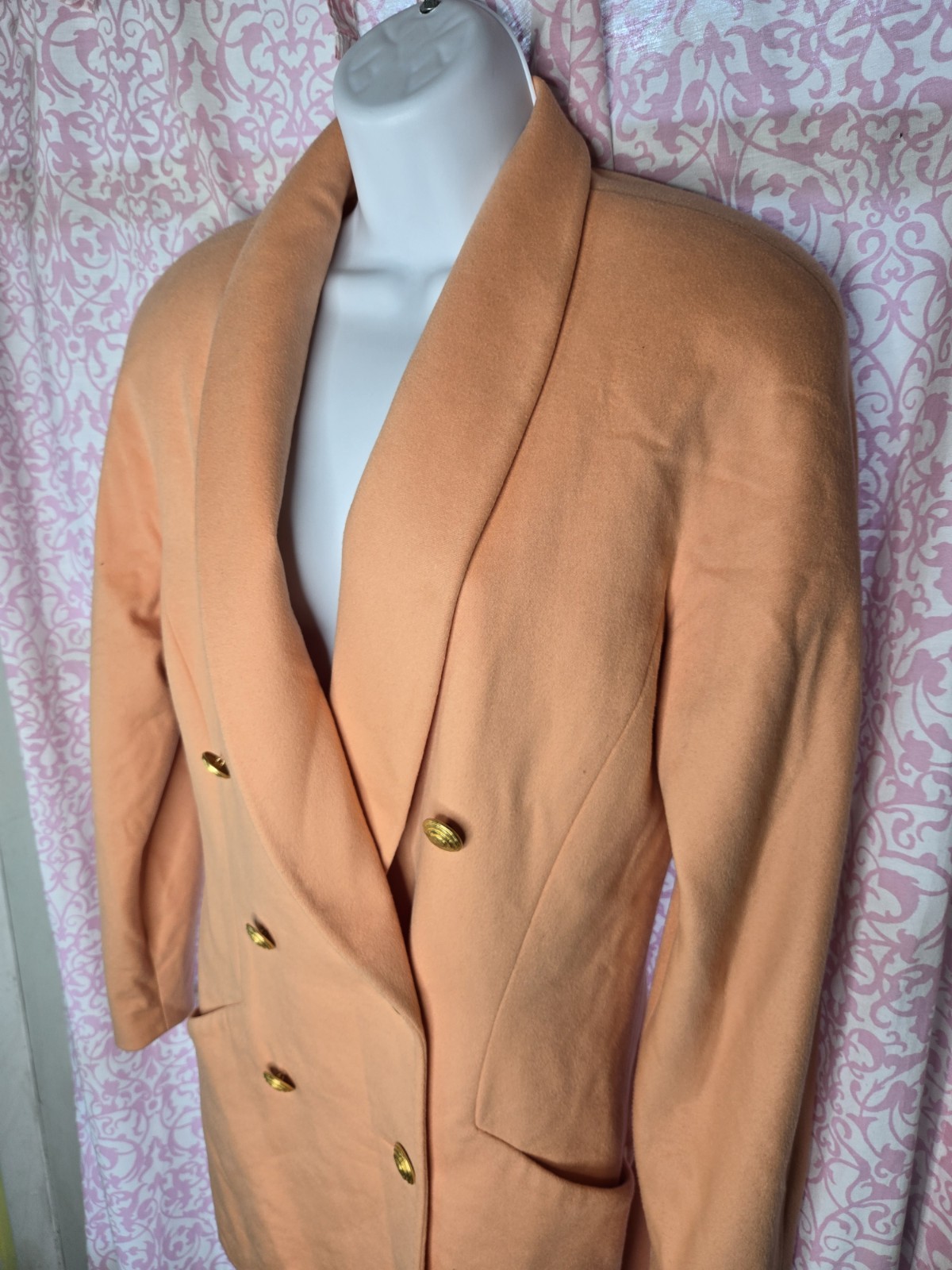 Vintage Escada Cashmere Blazer Wool Apricot Gold Buttons Pockets Designer 90s