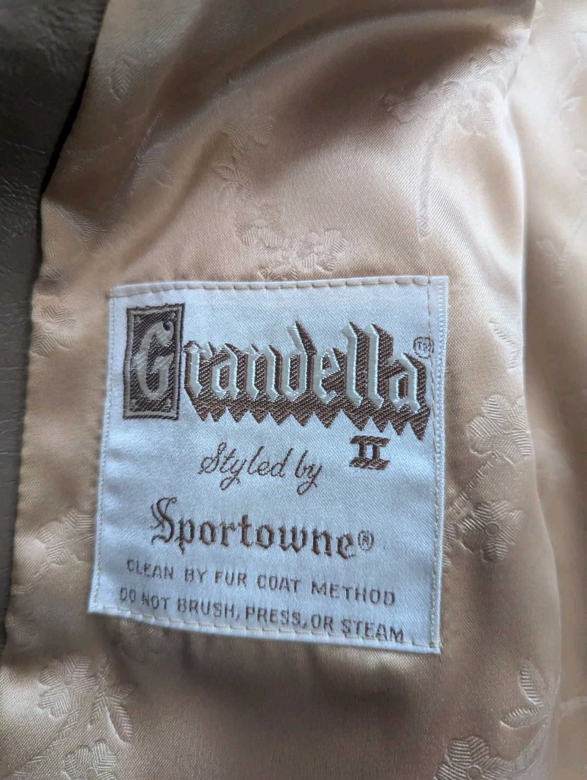 Grandella II Sportowne Jacket Coat Womens 12 Faux Fur Lined Button Vintage