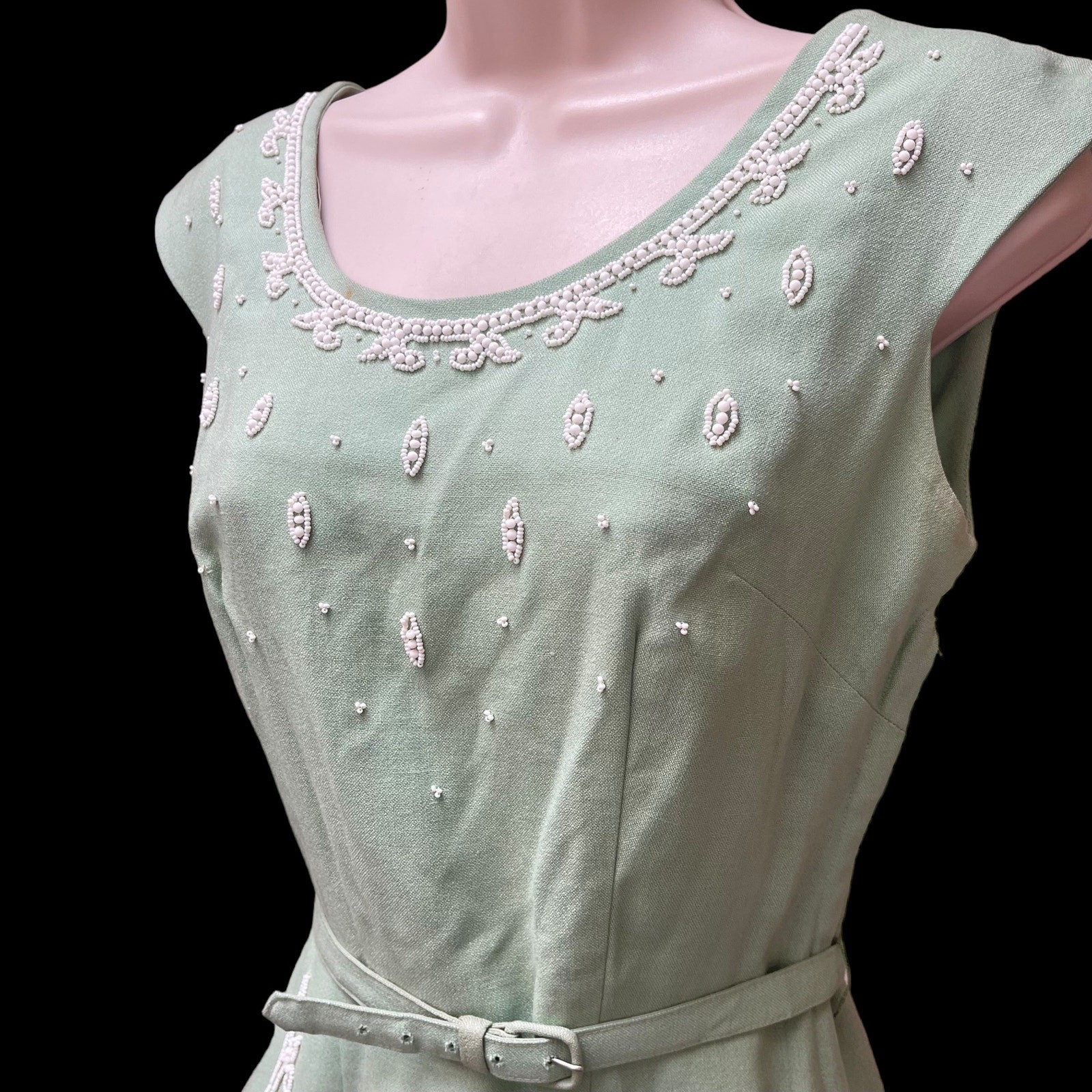 Beaded Sexy Green Wiggle Dress 1960’s Linen A-Line Pencil Skirt W/Pocket Vintage