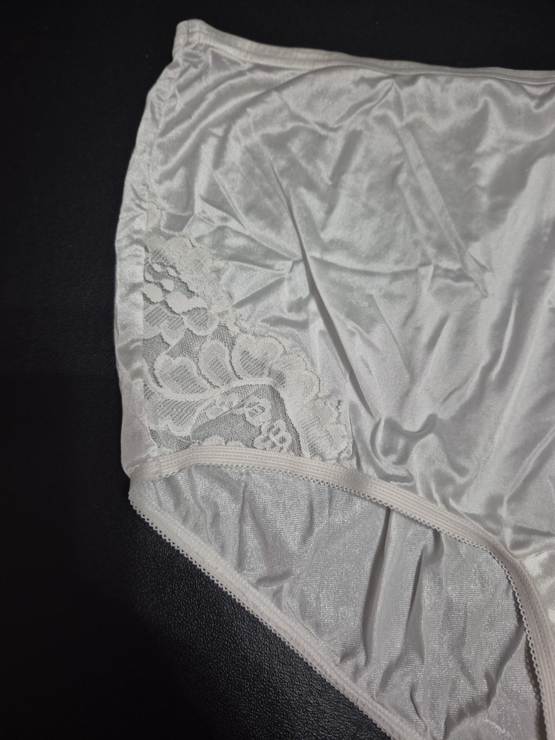 Vanity Fair White Lace Nylon Granny Panties Size 6 Made In MEXICO
