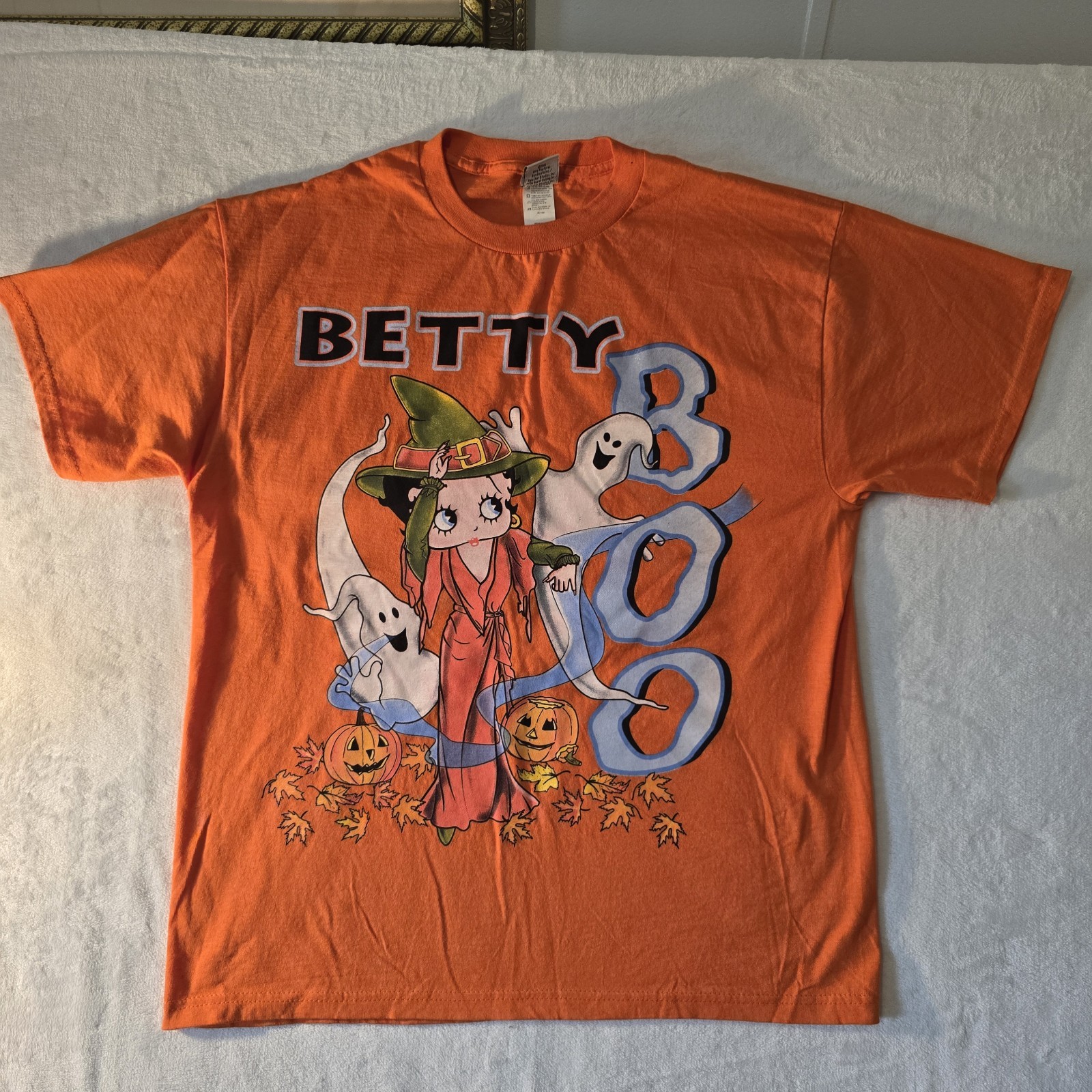 Vintage 2000 Betty Boop Halloween Tshirt Size Large