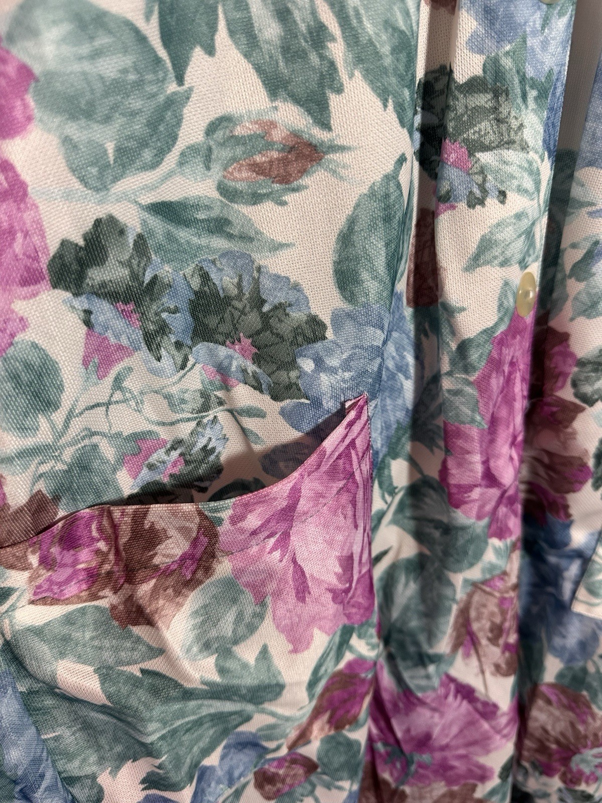 NWT Lady Lindsay Women’s Med Floral House Coat Robe Belted Snap Back Vtg