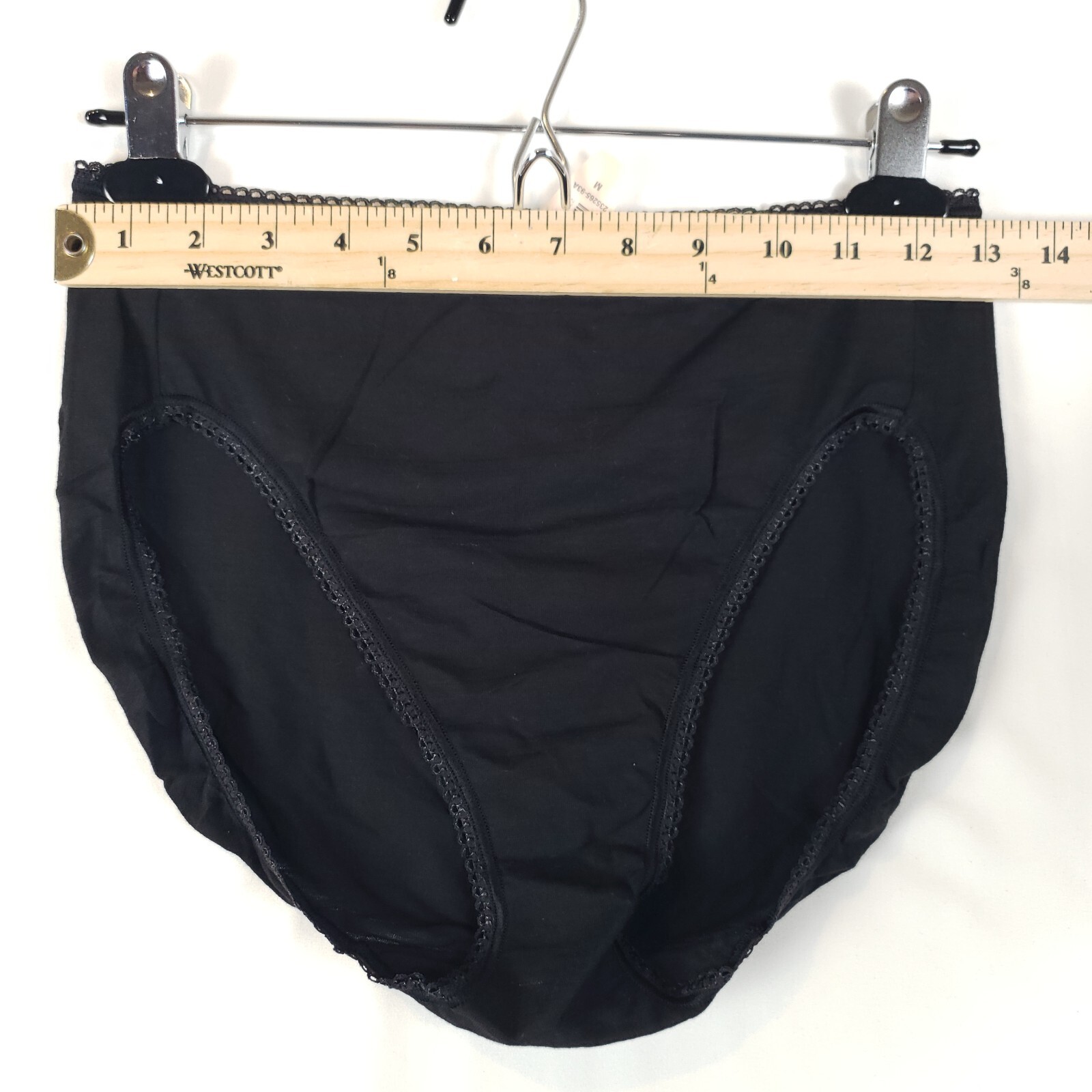Vtg Victorias Secret Hi Leg Panty Medium 100% Cotton Eyelet Trim 2008 NWT
