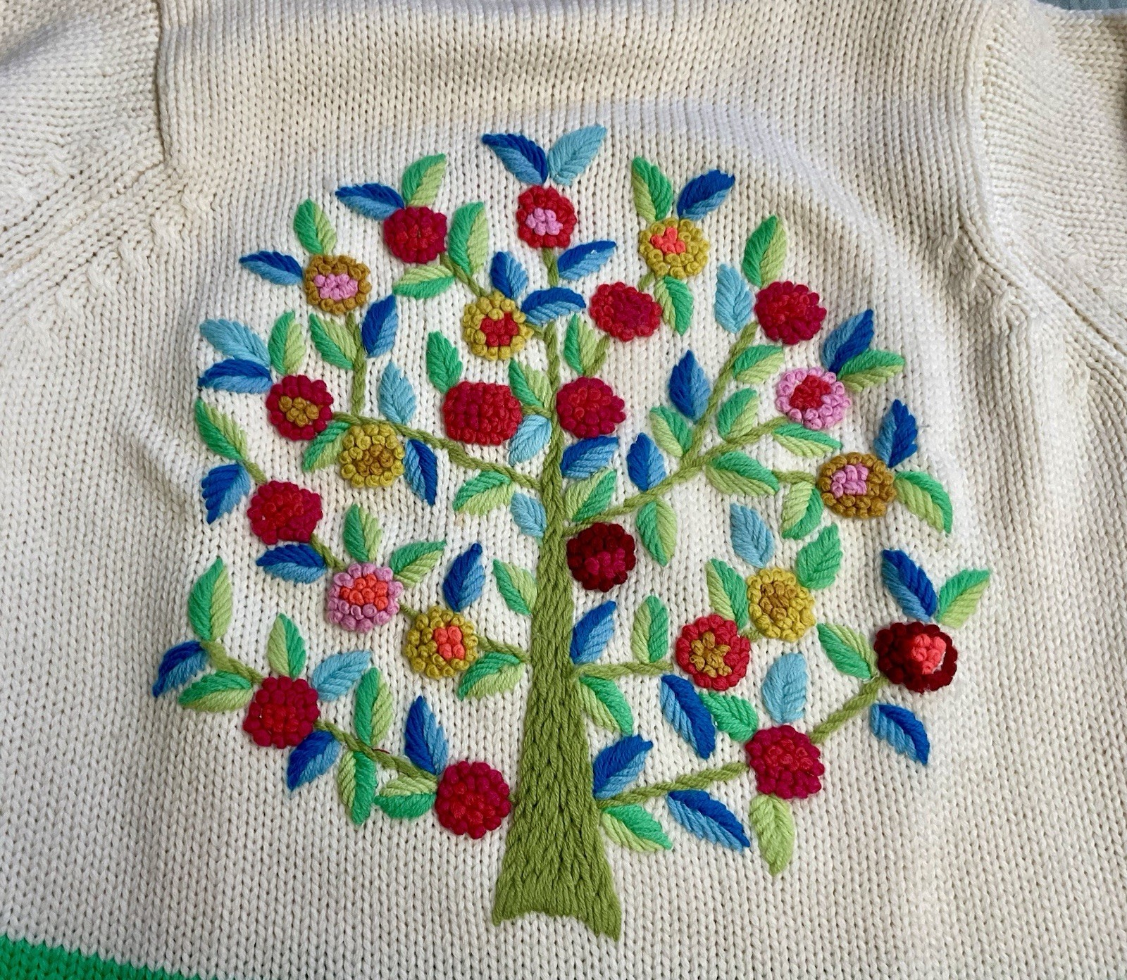 Vintage Wool Sweater Medium Tree of Life Retro MCM Mod Embroidery -Hong Kong