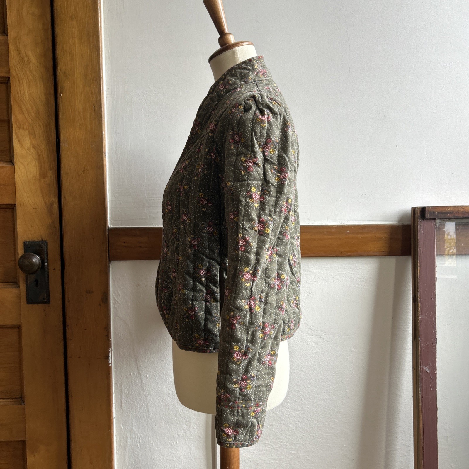 Vintage 70s Cleveland Street New York Quilted Crop Jacket Green Floral Size S 9