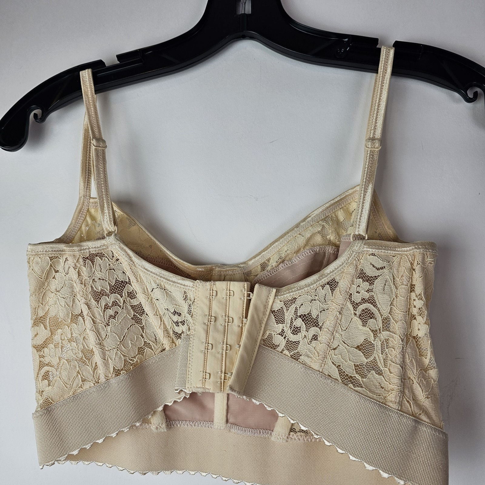 Vintage Pinup Boudoir Longline Bra 32B Beige Lace Bustier Satin Festival