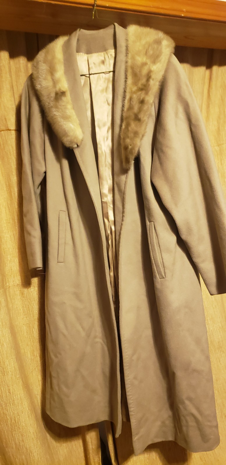 Vintage Mary Lane Imperial 100% Wool Long Coat Size Medium/ Small