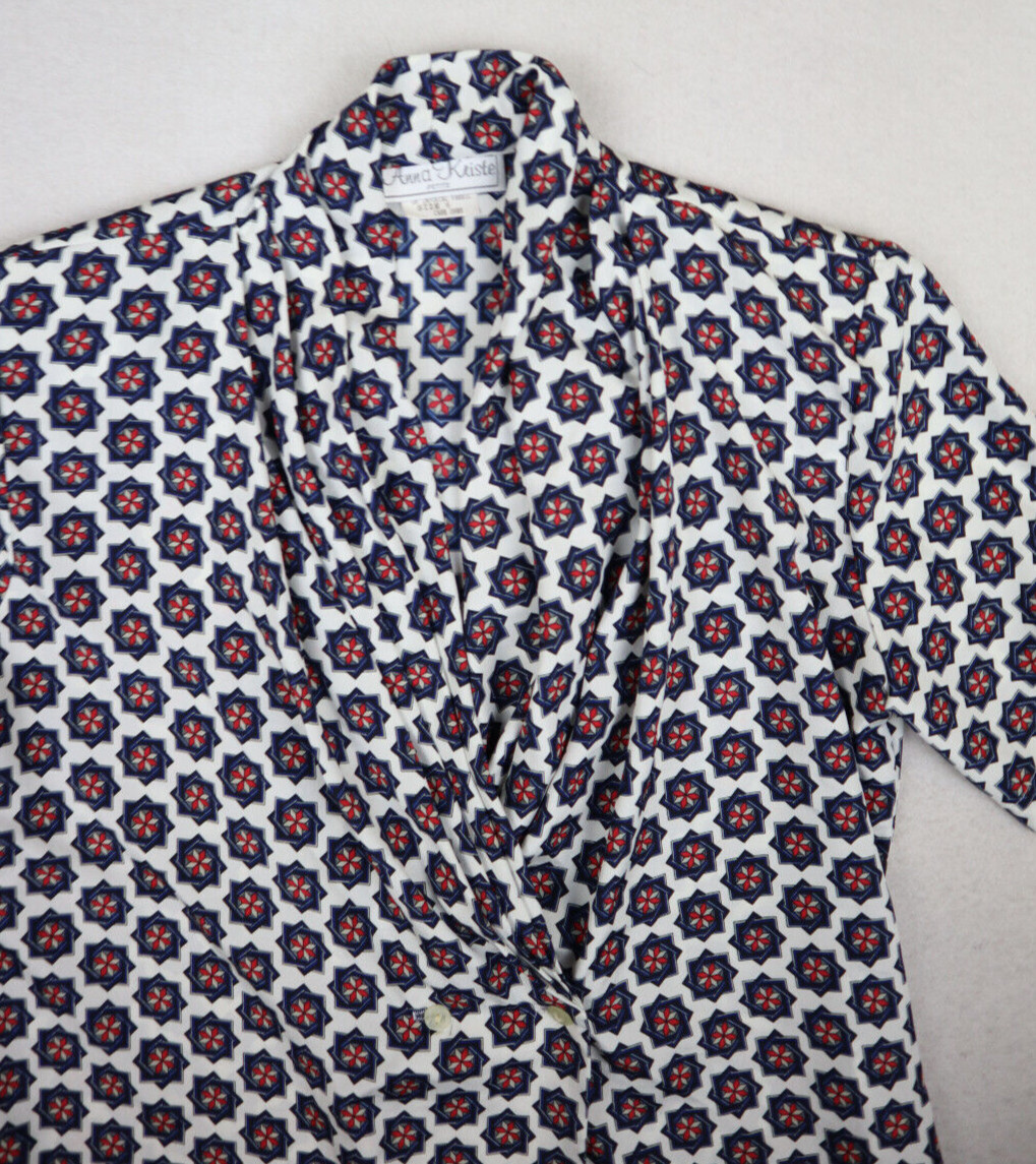 Vintage Women’s Top Size 6P Anna Kriste Short Sleeve Silky Textured Blouse