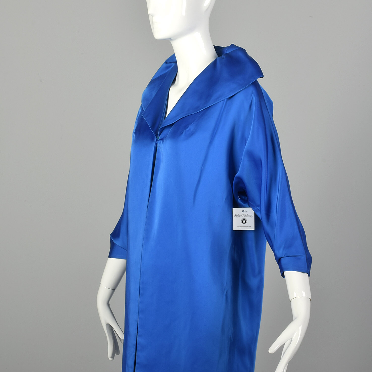 Small 1950s Clutch Coat Blue Satin Bracelet Batwing Sleeves Wide Collar VTG 50s